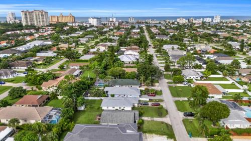 Naples Park House | Walk to Vanderbilt Beach From Our Naples Park Home