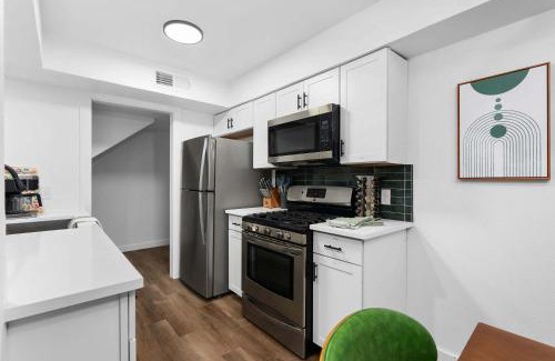 South Lamar House | Walk to Zilker Park & SoCo - Austin's Best
