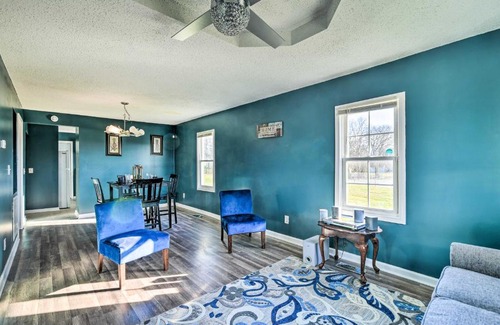 Hopkinsville House | Walkable Hopkinsville Home with Yard!