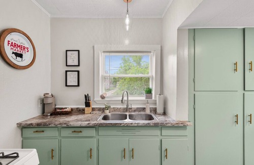 Kamm's Corners Apartment | Walkable Neighborhood of Kamm`s Corners