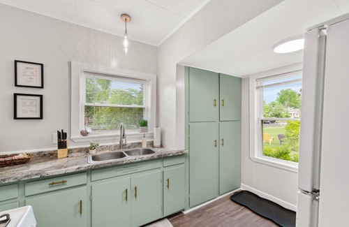 Kamm's Corners Apartment | Walkable Neighborhood of Kamm`s Corners