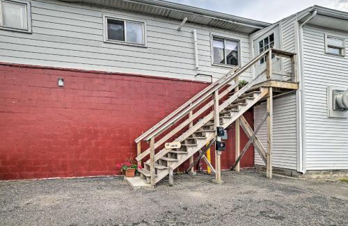 St Ignace Apartment | Walkable St Ignace Condo with Lake Huron Views