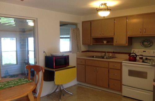Safety Harbor House | Walkable to Main Street