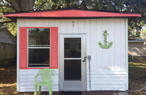 Safety Harbor House | Walkable to Main Street