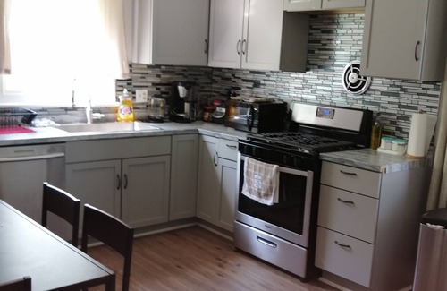West Henrietta Apartment | Walkable to RIT / comfortable stay