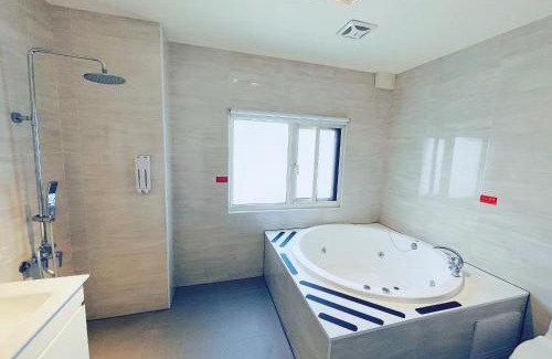 Sanchong Hotel | Walker Hotel - Sanchong