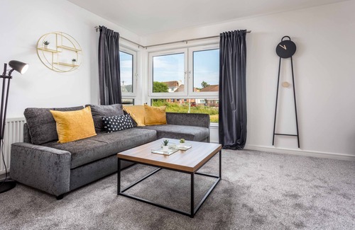 Kilmarnock Apartment | Walker Suite No82 - Donnini Apartments