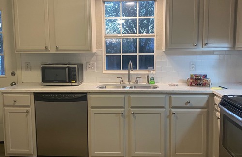 Fayetteville House | Walking distance to Baum Stadium & Razorback Greenway access across the street!