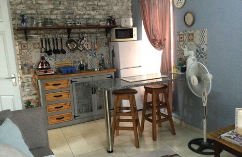 Parys Cottage | Walking distance to all Antique shops, Restaurants and popular attractions