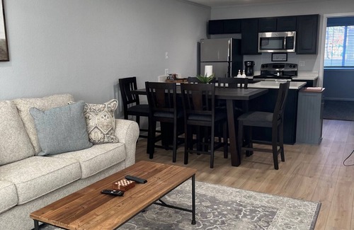 Manhattan Condo | Walking distance to KSU Stadium