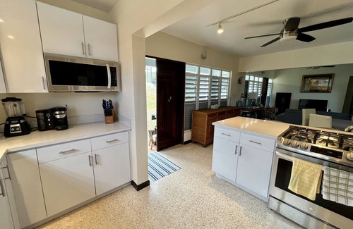 Pedernales House | WALKING DISTANCE TO PLAYA BUYEnA POCA DISTANCIA DE PLAYA BUYE
