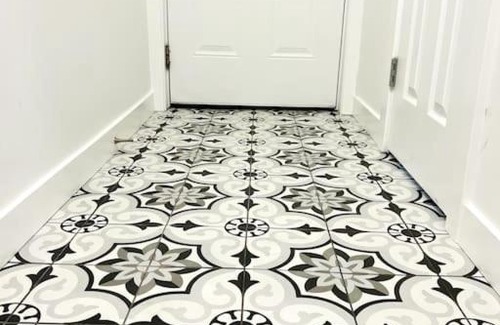 Winnipeg House | Walking distance to St Boniface hospital