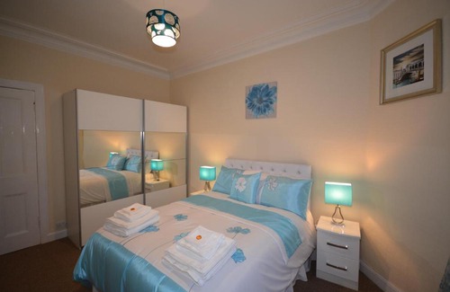 Tillicoultry Apartment | Wallace Apartment