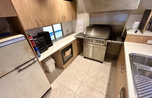 North Beach House | Wallaroo Getaway - Walking Distance to Beach - Entire Home