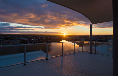 Wallaroo Apartment | Wallaroo Marina Apartments - Luxury Award Winning 3 Bedroom Penthouse
