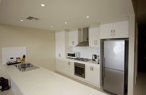 Wallaroo Hotel | Wallaroo Marina Apartments