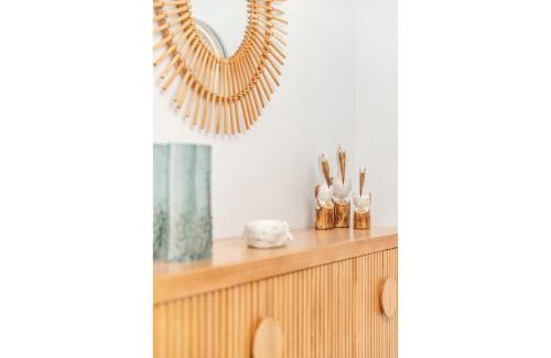 Forster Apartment | Wallis Court 14
