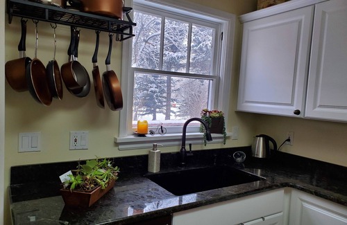 Enterprise House | Wallowa Mountains Retreat minutes to Joseph, OR