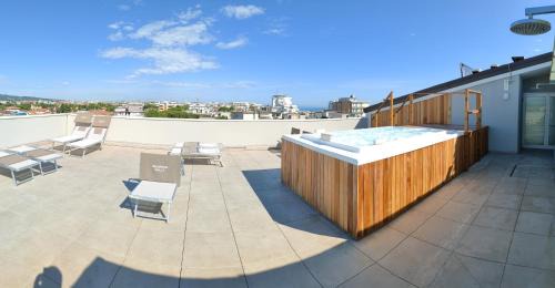 Miramare Apartment | Wally Residence