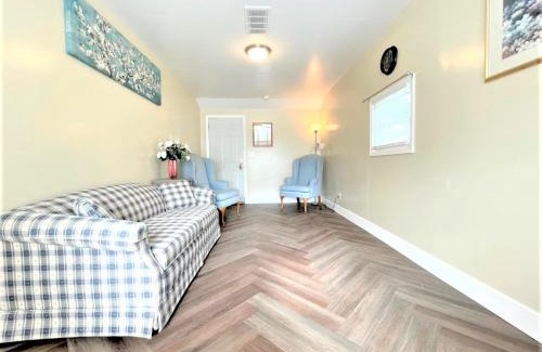 Paulding House | Walnut - Family Neighborhood, Pet Friendly