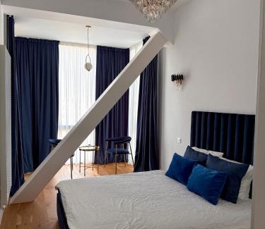Aviatiei Apartment | Walter Loft Luxury Residence- Self Check-in & Underground Parking