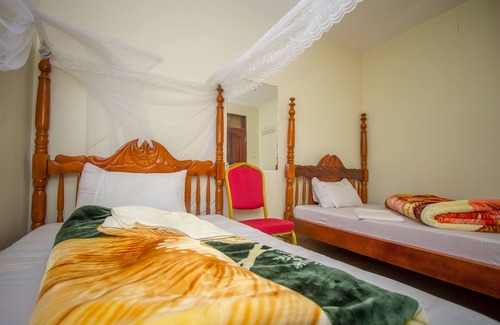 Mityana Hotel | Wamala Lake View Hotel