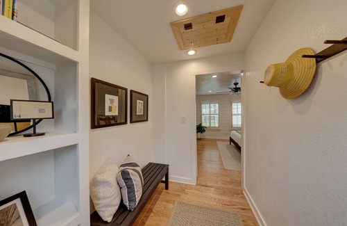 Comfort House | Wanderers Retreat House