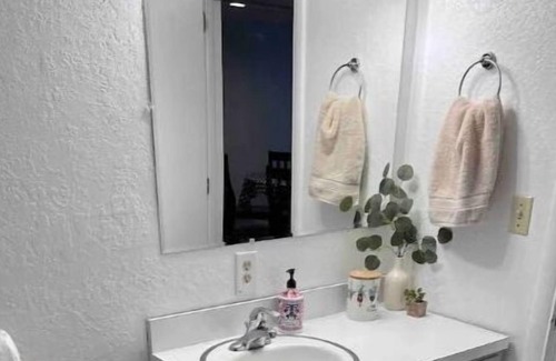 Murray Apartment | Wanderlust Haven