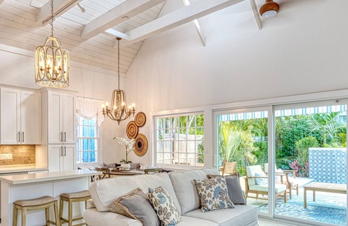 The Meadows House | WANDERLUST ~ Stunning 3 Bed, 3 Bath Retreat in Peaceful Neighborhood w/Pool!