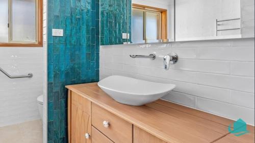 Wangi Wangi House | Wangi Waters