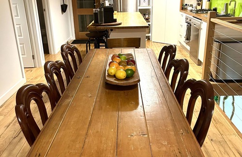 Jamieson House | Wanyiora - Lake Views and family friendly