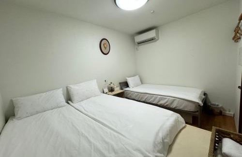 Izumisano House | Waraku No2,Guesthouse near KIX