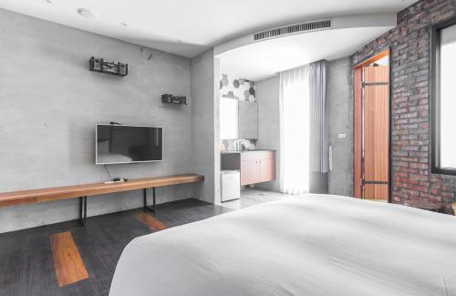 Big Beach House | Warehouse Inn