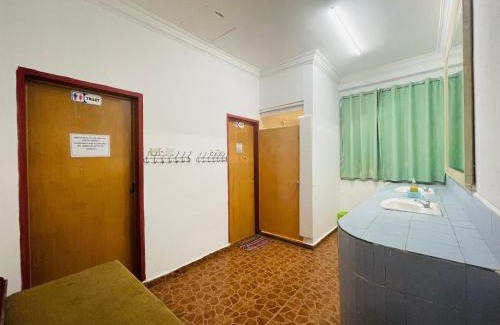 Semporna House | Warisan Family inn @ Seafront