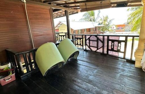 Mersing Ski Chalet | Warisan Homestay Anjung