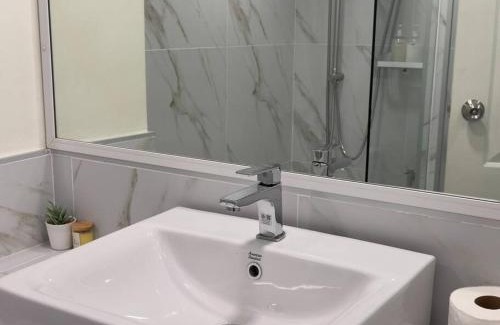 Nimman Apartment | Warm and classic modern room