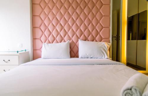 Pinang Apartment | Warm and Comfort Stay 1BR Apartment at Silkwood Residences By Travelio