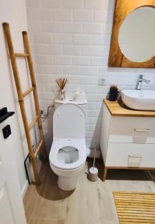Uricani Apartment | Warm and cozy studio flat near Straja