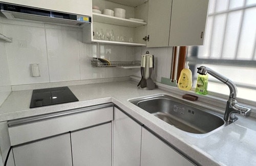 Yeoksam Apartment | Warm and spacious Studio @Gangnam