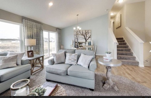 Woodbury House | Warm and Welcoming Single Family Home