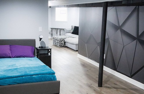 New City House | Warm Bungalow in Chicago