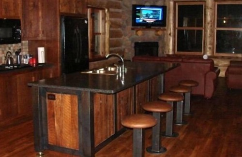 Dubois Cabin | Warm Springs Lodge on Union Pass - Dubois, ~WY~