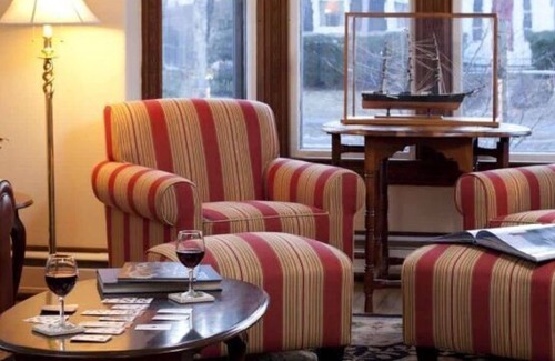 Freeport House | Warm & Welcoming home; 7 bedrooms with private baths in heart of Freeport Maine