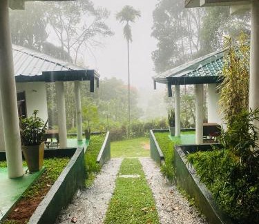Udunuwara Hotel | Warmy Treat Hotel