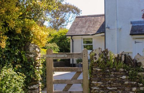 Dartmouth House | Warren Cottage
