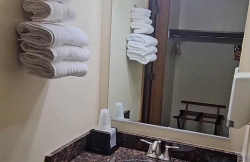 Winner Hotel | Warrior INN