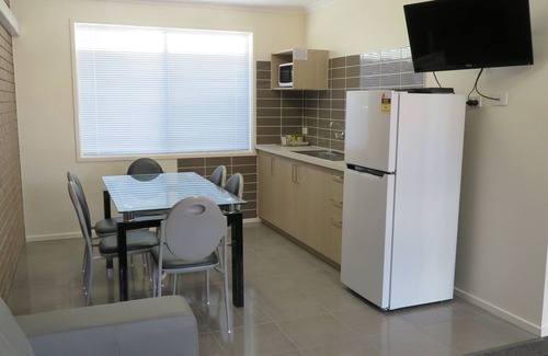 Warrnambool Hotel | Warrnambool Motel and Holiday Park