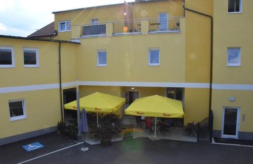 Wartmannstetten Hotel | Wartmannstetterhof