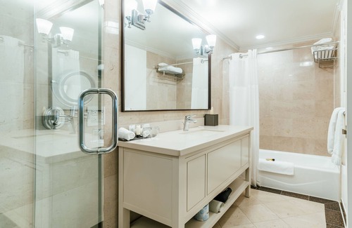 Uptown Hotel | Warwick Denver
