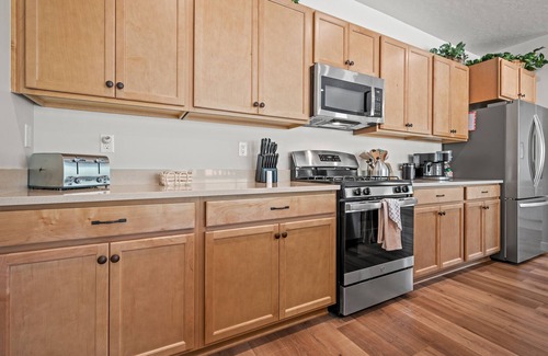 Mountain Green House | Wasatch Peak Chateau | Pool | Hot Tub | 2 Units